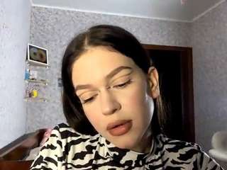 SadieWilson nude on Live Cam Sex Chat