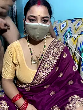 SEXI-bhabhi-rimi nude on webcam for live sex chat