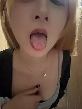 yuki_june nude on webcam for live sex chat