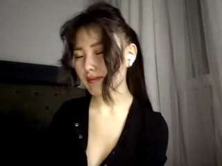 Aiko nude on Live Cam Sex Chat