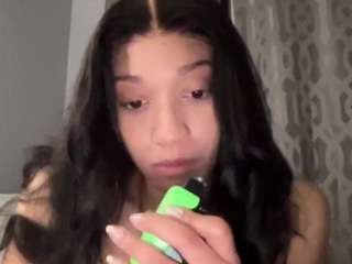 aliyahluv nude on Live Cam Sex Chat