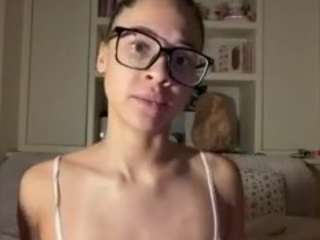 bimbobambi8 nude on Live Cam Sex Chat