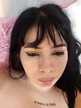 ingridequinti nude on webcam for live sex chat