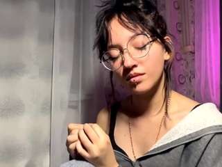 Marhta nude on Live Cam Sex Chat