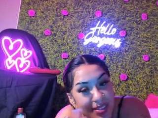 missprettything nude on Live Cam Sex Chat