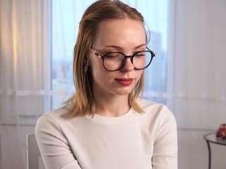 RosetteBusi nude on Live Cam Sex Chat