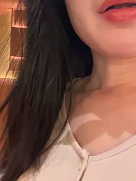 Winona88 nude on webcam for live sex chat