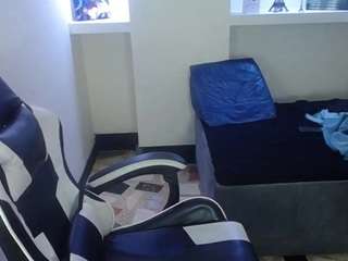 HoneyLuxe nude on Live Cam Sex Chat