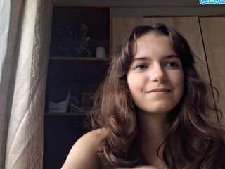 Kelly nude on Live Cam Sex Chat