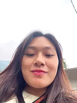 mai-xinh nude on webcam for live sex chat