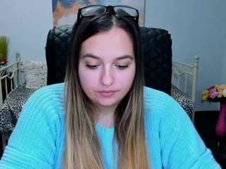 MariaBond nude on Live Cam Sex Chat