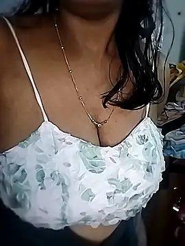 sushmatelugu-23 nude on webcam for live sex chat