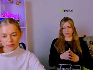 flora-nyx nude on Live Cam Sex Chat
