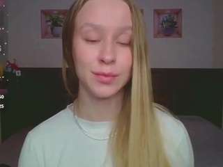 LilyDevil12 nude on Live Cam Sex Chat