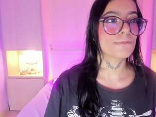 MiaTurnner nude on Live Cam Sex Chat