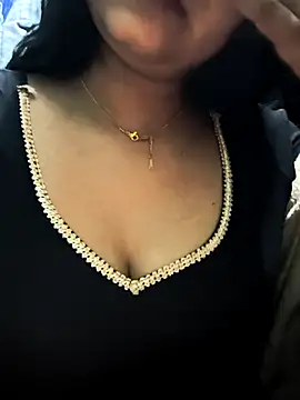 NEETU-89 nude on webcam for live sex chat