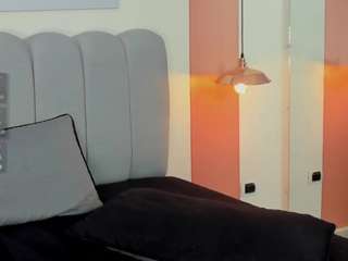 YuridRojas nude on Live Cam Sex Chat