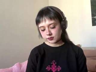 Auesha nude on Live Cam Sex Chat