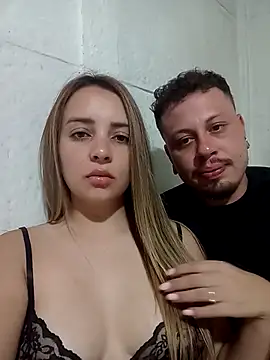 casaljs nude on webcam for live sex chat