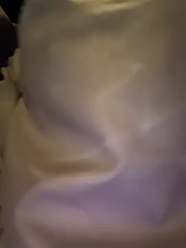 CityLynx nude on webcam for live sex chat