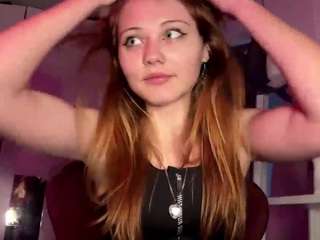 LatoniaKuchle nude on Live Cam Sex Chat