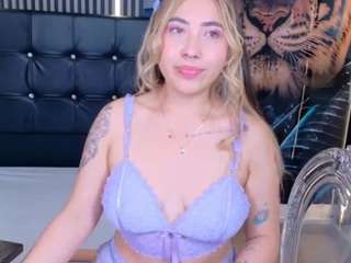 ManuVeelez nude on Live Cam Sex Chat