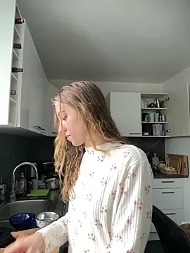 romyxxs nude on webcam for live sex chat