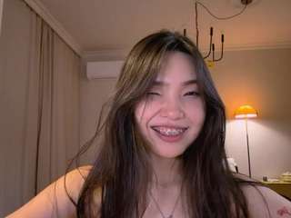 ShirleenSharpes nude on Live Cam Sex Chat