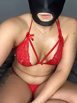 yourgirlkate nude on webcam for live sex chat