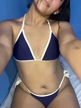 BabyFoxy nude on webcam for live sex chat