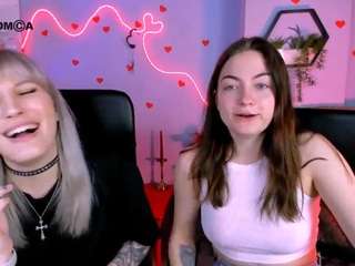 bonnie-crystal nude on Live Cam Sex Chat