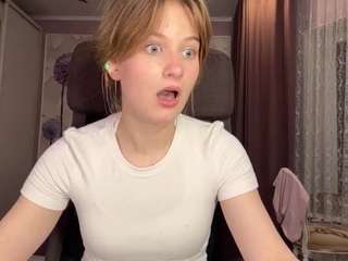 GlyndaScurti nude on Live Cam Sex Chat