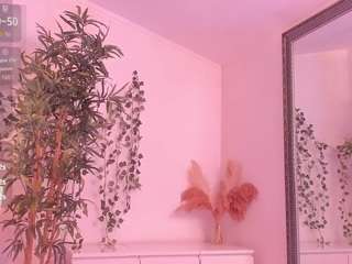 mira0-0 nude on Live Cam Sex Chat