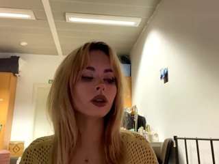 RayHelm nude on Live Cam Sex Chat