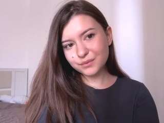 TiffaneyBreault nude on Live Cam Sex Chat