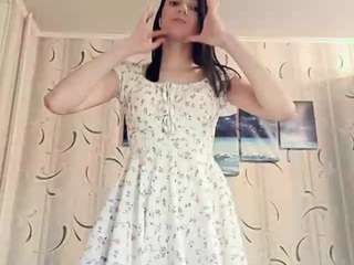YajairaTroung nude on Live Cam Sex Chat