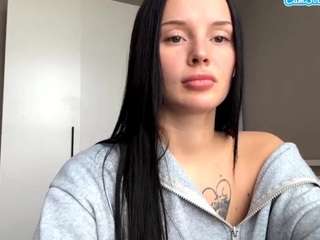 YasmineMartensen nude on Live Cam Sex Chat