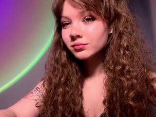 LyraVail nude on Live Cam Sex Chat