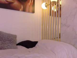 Miss-Catt nude on Live Cam Sex Chat