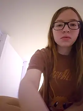 Freaky-Doll nude on webcam for live sex chat