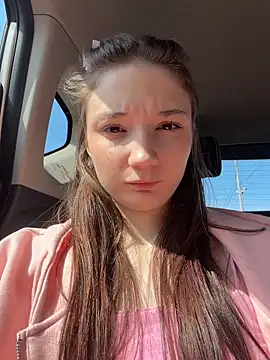 hiding-mila nude on webcam for live sex chat