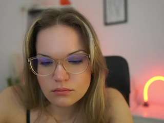 NinaViety nude on Live Cam Sex Chat