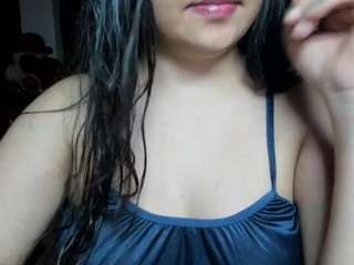 Ruhi-cute nude on Live Cam Sex Chat