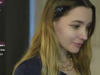 SilkAri nude on Live Cam Sex Chat