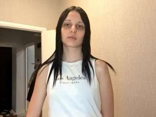 YaraHale nude on Live Cam Sex Chat