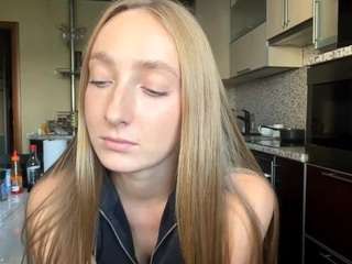 IldaSaab nude on Live Cam Sex Chat