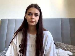 KarlynRecchia nude on Live Cam Sex Chat