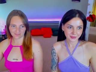 SuccesCheriesss nude on Live Cam Sex Chat