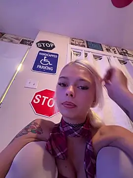 Terribletabby nude on webcam for live sex chat