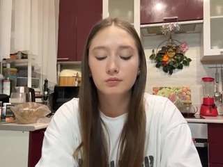 TrinityZeimet nude on Live Cam Sex Chat
